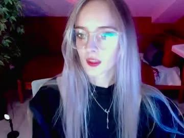 kuraikitsune_ — show outfit #teen #young #natural #shy #cute [30 tokens remaining]