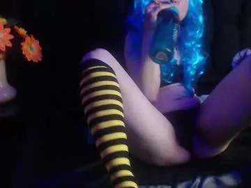 kylie_bloom — GOAL: Sexy Dance [100 tokens remaining] Welcome to my room! #ldeepthroat #lovense #natural  #milf #latina #new #skinny #squirt #feet