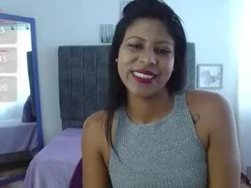 la_negritaa — I want a boyfriend - Goal: Full naked-Show oil  [417 tokens left] #mature #latina #bigass #mistress #smoke