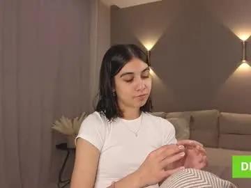 labubaby — GOAL: Let's touch my ass too [101 tokens remaining] My name is Mai, I'm just a new girl here. Help me get comfortable with you #new #teen #natural #18 #shy