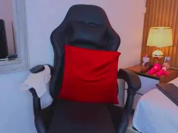 Freechat laiamilf on Chaturbate