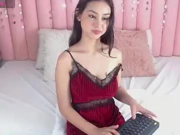 lalycastro on Chaturbate 