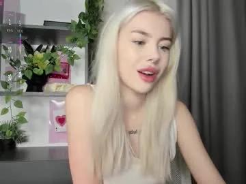 lama0 — sexy dance <3 #new #teen #18 #blond [555 tokens remaining]