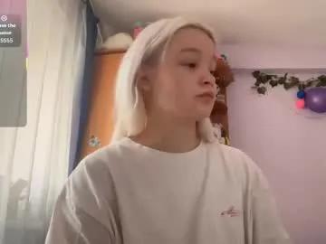 lanitatower — Goal:Spin around, show my outfit <: My name is Alice #new , new experience to me, hope it turns out well :3  #skinny #young #18 #shy [35 tokens remaining]