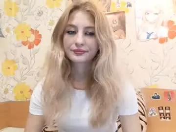 laticiacalicutt — GOAL:Take off my top!<: My name is Amelia  #new , new experience to me, hope it turns out well :3  #skinny #young #18 #shy #blonde [187 tokens remaining]