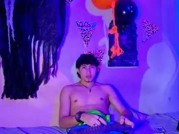 laura_and_kevin — GOAL: NAKED [300 tokens remaining] Welcome to my room! #bigboobs #bigdick #cute #18
