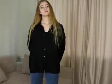 leecapella — Goal:  sexy look close to the camera #18 Hello>< Its my first day here.... #new a little bit nervos lol :)) #shy  #skinny #teen # [9 tokens remaining]