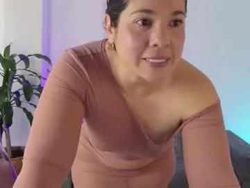 leiablack2 — GOAL:   Lush in ass [149 tokens remaining] Great and fat and fat legs  #feet #latina #bigass #cum #squirt