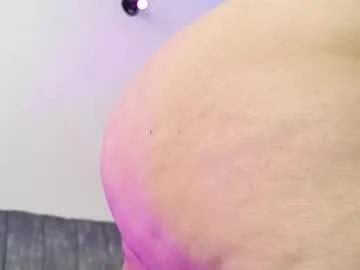 Freechat leiablack2 on Chaturbate