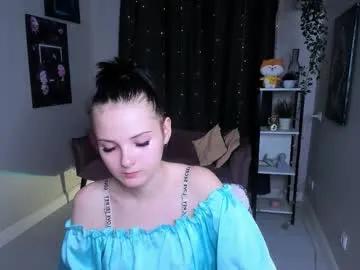 leila_xxbaby — GOAL: underboobs [68 tokens remaining] Hi! I'm Leila Im #18 yo! Lets have fun <3 #skinny #shy #teen #daddy