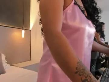 lenna_rosse_ — GOAL: NAKED AND PLAY BOOBS [217 tokens remaining] Welcome to my room! #blowjob #curly #milf #bigass #shy