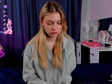 lesslimood on Chaturbate 