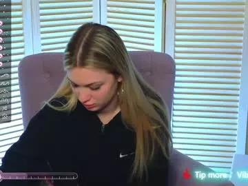 lesslimood on Chaturbate 