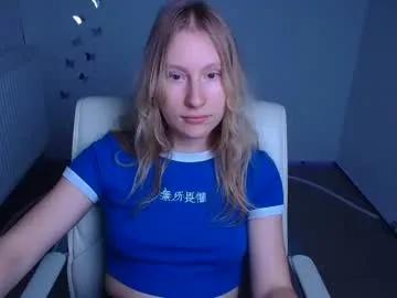 leylaice — GOAL: Dance [400 tokens remaining] Welcome to my room! #shy #blonde #skinny #teen #feet