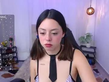 Freechat lia_glow on Chaturbate