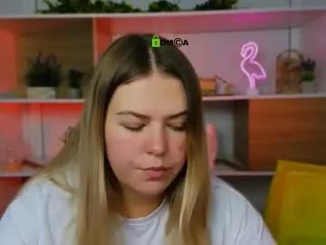 liana_purr — GOAL: give us flowers [501 tokens remaining] Welcome to my room! #new #18 #shy #fun #teen