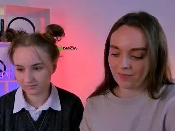 liana_purr — GOAL: give us flowers [491 tokens remaining] Welcome to my room! #new #18 #shy #fun #teen