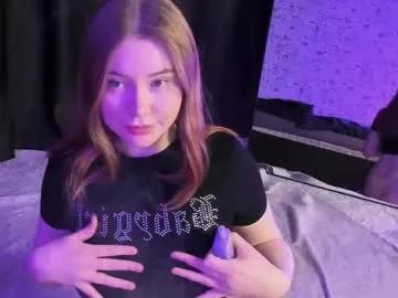 lillie_berry — Welcome to my room! - Goal: Deepthroat+saliva [114 tokens left]  #bigboobs #young #18 #teen #anal