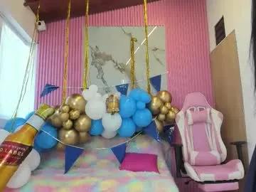 Freechat lillyy16 on Chaturbate