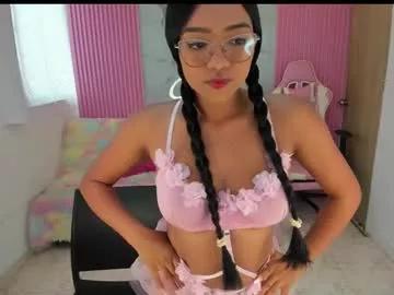Freechat lillyy16 on Chaturbate