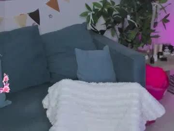 lilybelll — DOMI IS ON CLIT  saliva on naked boobs #bbw #bigboobs #blowjob #bigass #deepthroat [76 tokens remaining]