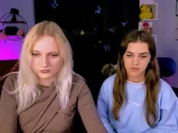 lina_fox12 — GOAL: My first goal [276 tokens remaining] Welcome to my room! #feet #blonde #shy #18 #new