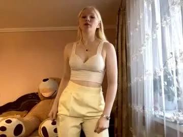 lindabreines — GOAL: Bite my finger. I am Luna, 18, Italy! Hi! Welcome to my room :D #18 #new #teen # #bigass #bigboobs [5 tokens remaining]