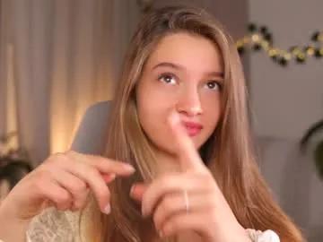 Freechat little_poetry on Chaturbate