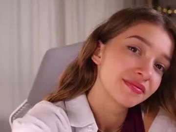 Freechat little_poetry on Chaturbate