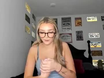 livvywinters — Long time no see! Bra off #new #18 #young #teen [873 tokens remaining]