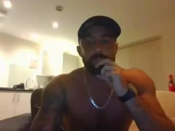 llleeeooonnn69 on Chaturbate 
