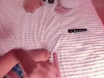 lm_kloeeh — GOAL: Topless [222 tokens remaining] Hi guys #latina  #pantyhose #fuckmachine #ebony