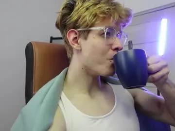 logan_fraser — IM BAACK #18 #teen #young #muscle