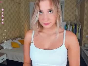 loookat_me — Pull up top and show my bra #shy #teen #cute #new #18 [20 tokens remaining]