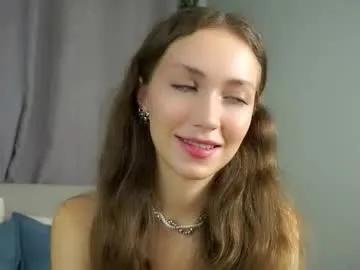 loriamarzinske — Be my king in the room for 3333TK^^ Its my fifth day here Goal:For a good day <3 #teen #18 #new #shy #natural [33 tokens remaining]