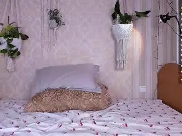 Freechat lornadyer on Chaturbate