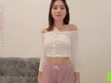 love_polly — GOAL: Sucking my finger while imagining your dick [39 tokens remaining] Hi! my name is Vanessa #ass #new #lovense #nude #pussy