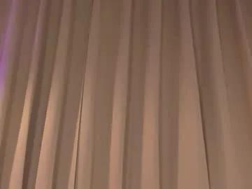 lovely_queens — GOAL: rub pussy [111 tokens remaining]      #latina #ebony #hairy #milk #anal