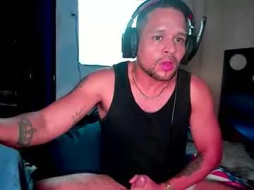lucasgaeel — Tease horny naked [100 tokens left] #Bigcock #Muscle #Cum #hairy #Feet