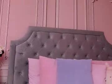 Freechat lucyaddison on Chaturbate