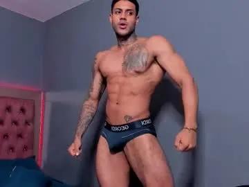 Freechat luigi1_ on Chaturbate