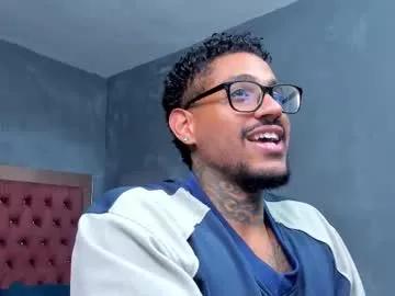 Freechat luigi1_ on Chaturbate