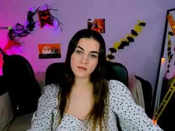 luna_blooming — GOAL: show tits [190 tokens remaining] Welcome to my room! #natural #ass #shy #lovense #boobs
