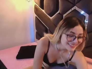 luna_piink_ — GOAL: Rub my pussy [558 tokens remaining] Hi, im luna ready for play? #nonude #ahegao #teen #daddysgirl #cute