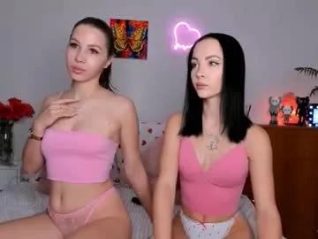 lunail — GOAL: show tongoe [33 tokens remaining] Welcome guys Tease me with your tips Naked show in PVT OPEN #teen #natural #new #young #shy