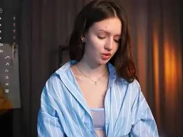 lynnaappling on Chaturbate