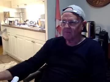 madmanacrossthewater on Chaturbate 