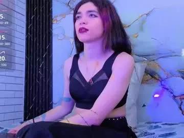Freechat maevekuro on Chaturbate