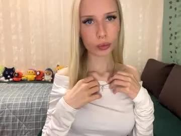 maribelchauhdrey — Goal:Bite finger -My name is Molly and I'm #18 year old and i am #shy #new #young girl with #smalltits figure it's my first day here [35 tokens remaining]