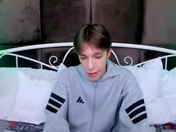 mark_branston — GOAL: Remove the sweater 3min [25 tokens remaining] Welcome to my room! #feet #young #19 #teen #new